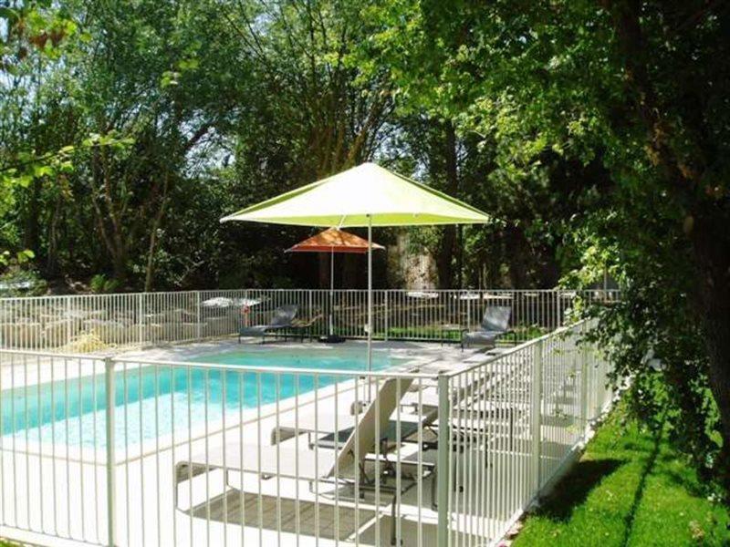 Suite Home Aix En Provence Sud Tgv Bouc-Bel-Air Exteriér fotografie